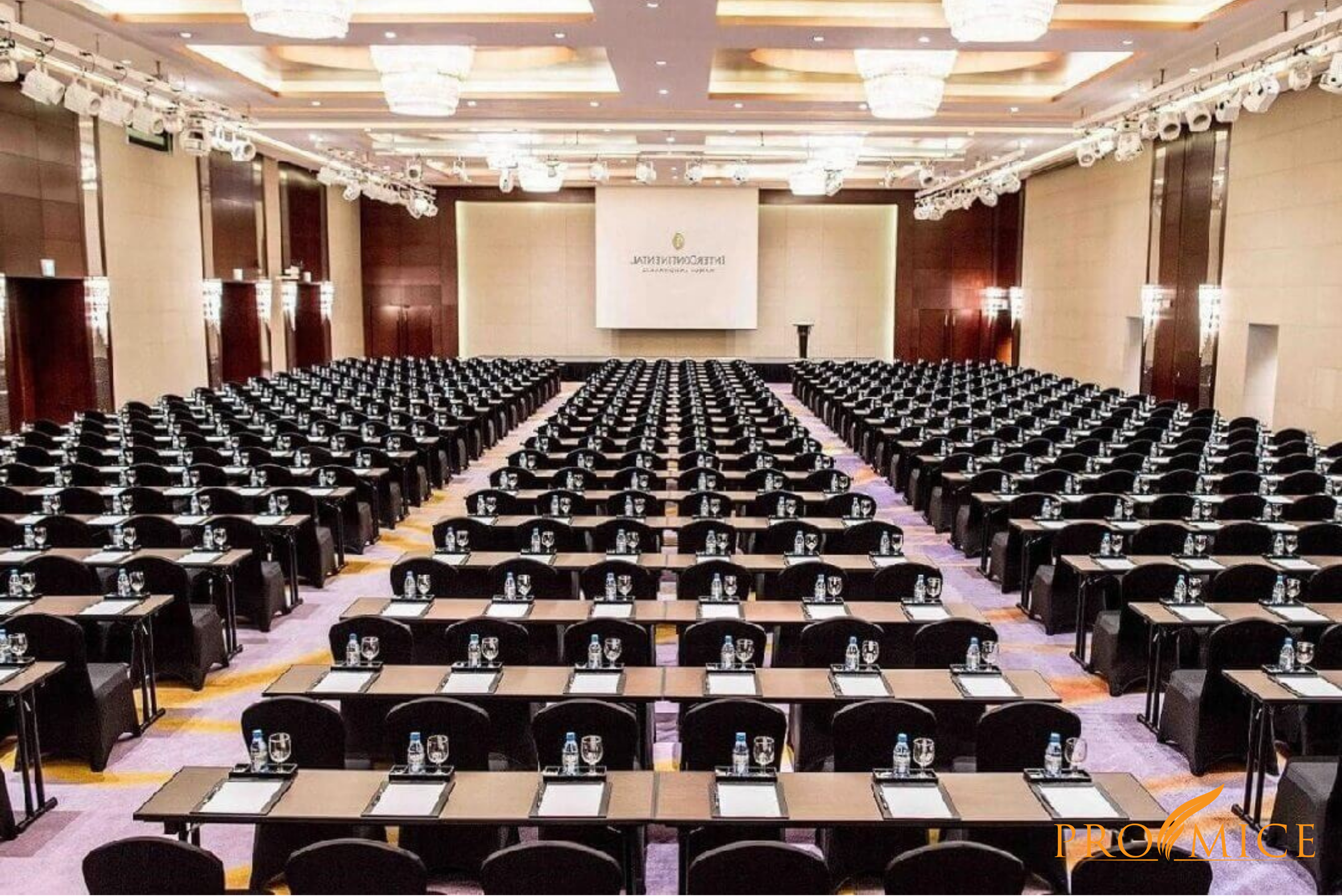 Hướng dẫn 5 kiểu sắp xếp bàn ghế phù hợp với không gian Tổ chức  Hội nghị, Hội thảo